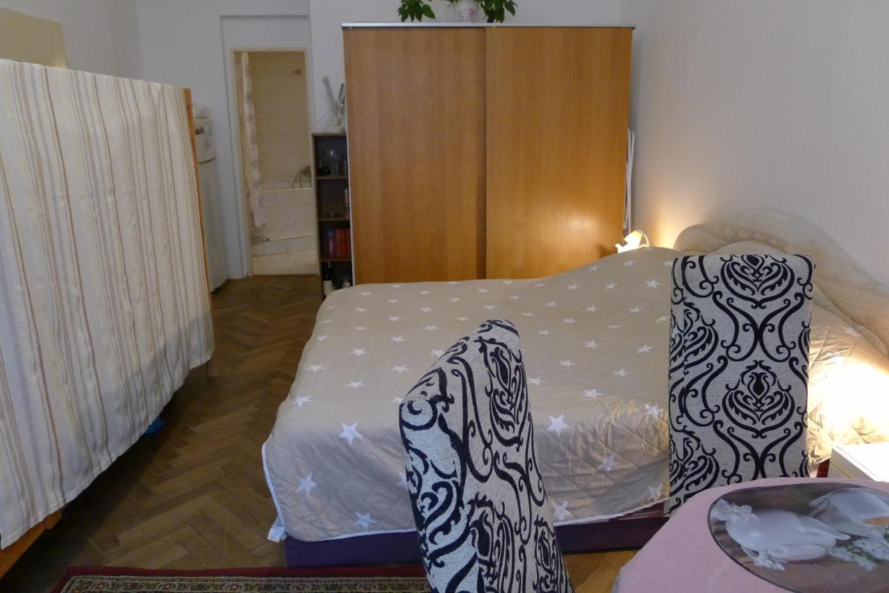 Cozy Modest Room For 2 Or 3 Persons Praag Buitenkant foto