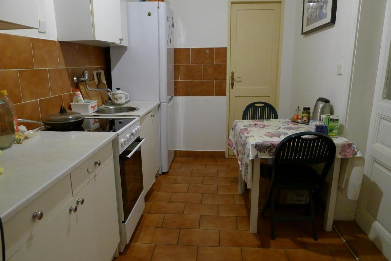 Cozy Modest Room For 2 Or 3 Persons Praag Buitenkant foto