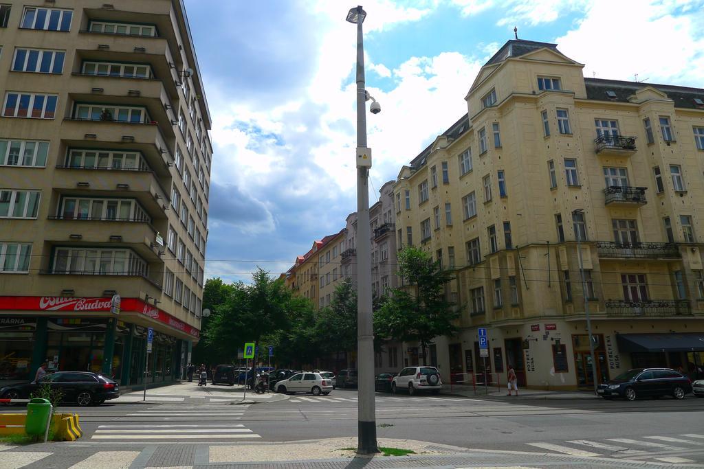 Cozy Modest Room For 2 Or 3 Persons Praag Buitenkant foto
